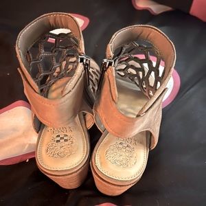 Vince Camuto tan sandals. Size 9. Like new.